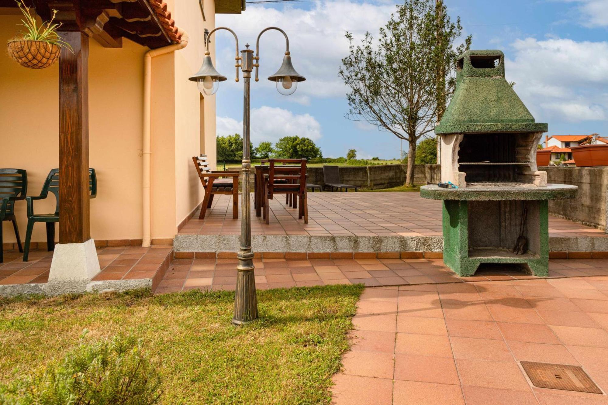 Apartamentos El Acebo Naves  Exterior photo