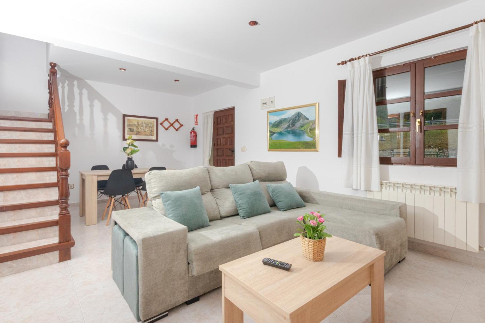 Apartamentos El Acebo Naves  Room photo